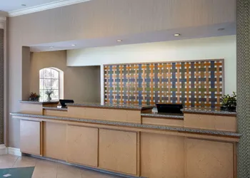 La Quinta Inn & Suites by Wyndham Ocala hotel thumbnail 2