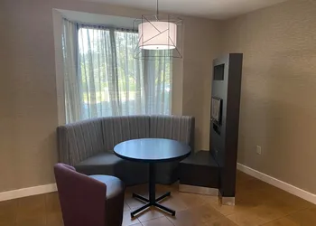 Courtyard by Marriott Newport News Yorktown hotel thumbnail 5
