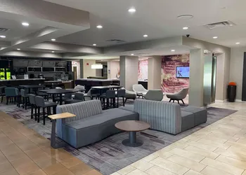 Courtyard by Marriott Newport News Yorktown hotel thumbnail 2