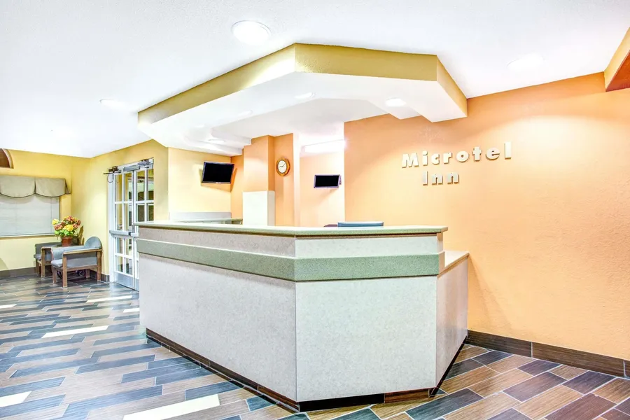 Microtel Inn by Wyndham Newport News Airport hotel detail image 2
