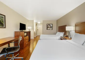 Best Western Plus John Jay Inn & Suites hotel thumbnail 5
