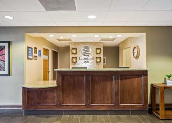 Comfort Inn La Porte hotel thumbnail 4