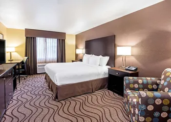 La Quinta Inn & Suites by Wyndham Meridian / Boise West hotel thumbnail 8