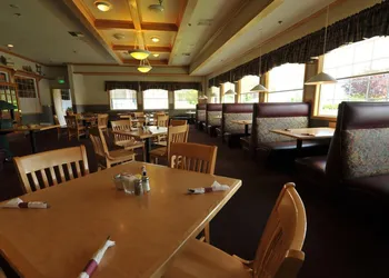 Shilo Inn Nampa Suites hotel thumbnail 7