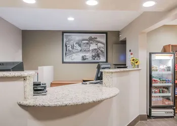 Super 8 by Wyndham Boise hotel thumbnail 3