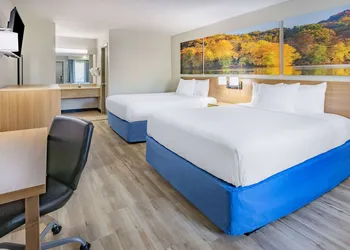 Days Inn by Wyndham Spartanburg Waccamaw hotel thumbnail 7