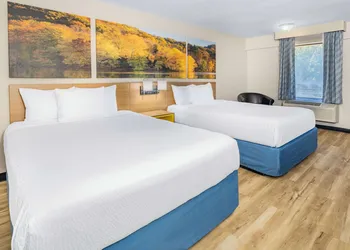 Days Inn by Wyndham Spartanburg Waccamaw hotel thumbnail 8