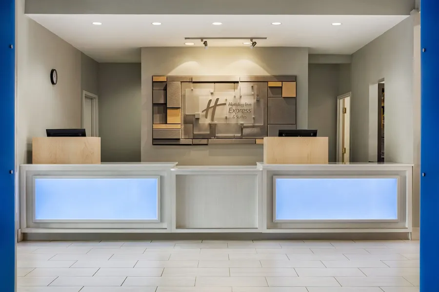 Holiday Inn Express & Suites Philadelphia - Mt. Laurel by IHG hotel detail image 2