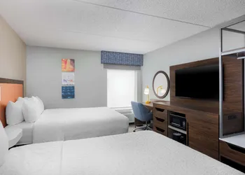 Hampton Inn Louisville-Airport hotel thumbnail 6