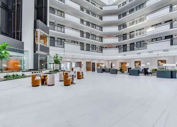 Embassy Suites Louisville East hotel thumbnail 6