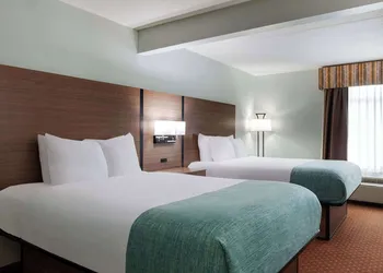 Wingate by Wyndham Louisville East hotel thumbnail 8
