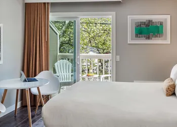 UpValley Inn & Hot Springs Napa Valley, an Ascend Collection Hotel hotel thumbnail 7