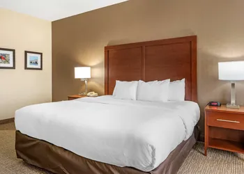 Comfort Inn Louisville Southwest hotel thumbnail 4