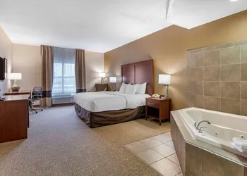 Comfort Inn Louisville Southwest hotel thumbnail 5