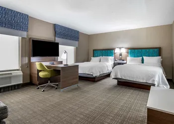 Hampton Inn & Suites Louisville East hotel thumbnail 6