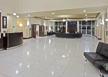 Holiday Inn Louisville Airport South by IHG hotel thumbnail 6