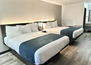Studio 6 Suites Louisville, KY – Airport/Expo Center hotel thumbnail 2
