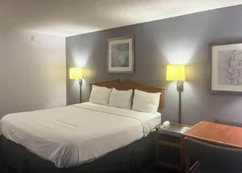 Studio 6 Suites Louisville, KY – Airport/Expo Center hotel thumbnail 6