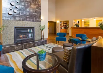 Best Western Plus Menomonie Inn & Suites hotel thumbnail 3