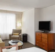 InterContinental Suites Hotel Cleveland by IHG hotel detail image 4