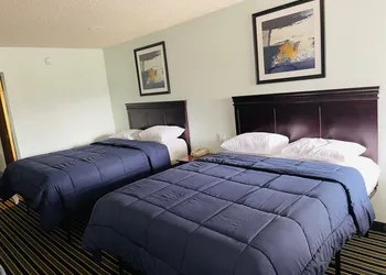 Executive Inn hotel thumbnail 2