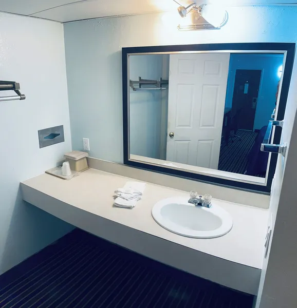 Executive Inn hotel detail image 6