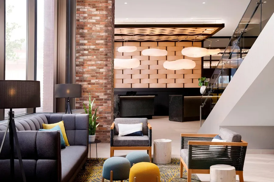 Delta Hotels by Marriott Calgary Downtown hotel detail image 2