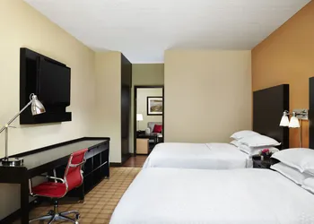 Four Points by Sheraton Hotel & Suites Calgary West hotel thumbnail 4
