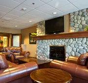 Days Inn & Suites by Wyndham Strathmore hotel detail image 3
