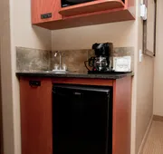 Days Inn & Suites by Wyndham Strathmore hotel detail image 4