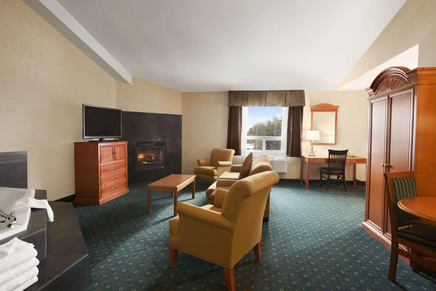Travelodge by Wyndham Strathmore hotel detail image 6