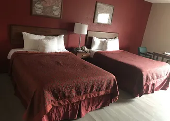 Days Inn by Wyndham Hillsboro hotel thumbnail 7