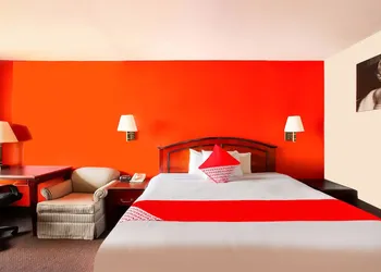 OYO Hotel Texarkana North Heights AR Hwy I-30 hotel thumbnail 8
