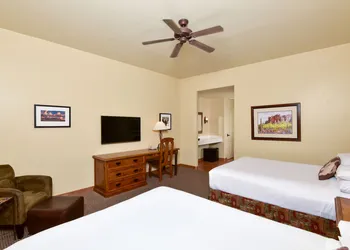 Lodge on the Desert hotel thumbnail 8