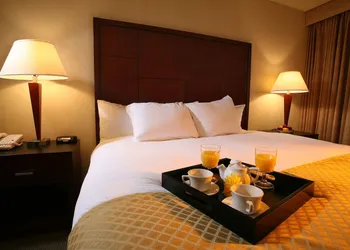 DoubleTree Suites by Hilton Tucson Airport hotel thumbnail 8