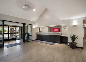 Red Roof Inn Tucson North - Marana hotel thumbnail 2