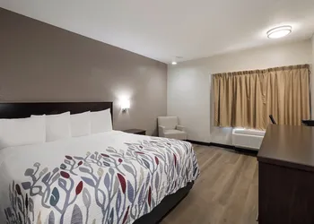 Red Roof Inn Tucson North - Marana hotel thumbnail 7