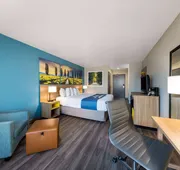 Days Inn by Wyndham Lathrop hotel detail image 4