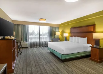 Best Western Plus Houston Energy Corridor hotel thumbnail 5