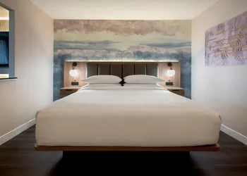 Buffalo Marriott Niagara hotel thumbnail 6