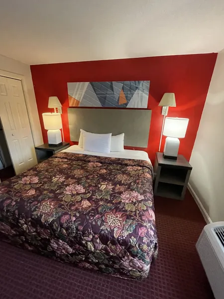 Gold Star Inn & Suites hotel detail image 6