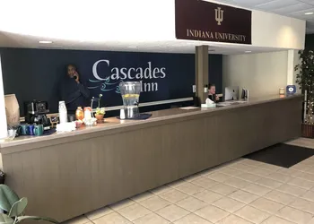 Cascades Inn hotel thumbnail 3