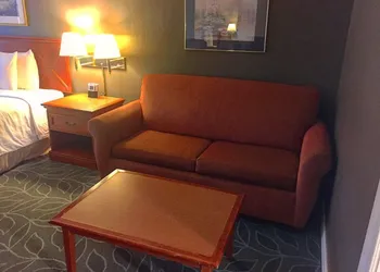 Cascades Inn hotel thumbnail 8