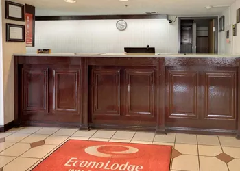 Econo Lodge Inn & Suites El Paso West hotel thumbnail 2