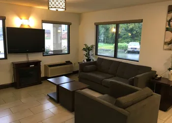 GuestHouse Dothan hotel thumbnail 2
