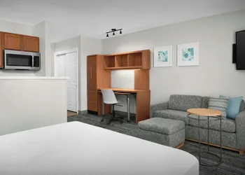 Towneplace Suites Abq Airport hotel thumbnail 4