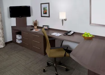 Sonesta Simply Suites Albuquerque Midtown hotel thumbnail 3