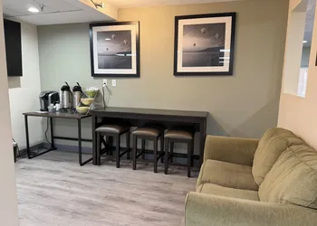 Quality Inn Albuquerque East I-40 Juan Tabo Exit hotel thumbnail 5