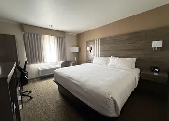 Quality Inn Albuquerque East I-40 Juan Tabo Exit hotel thumbnail 8