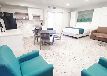 Bridgewalk Resort hotel thumbnail 2